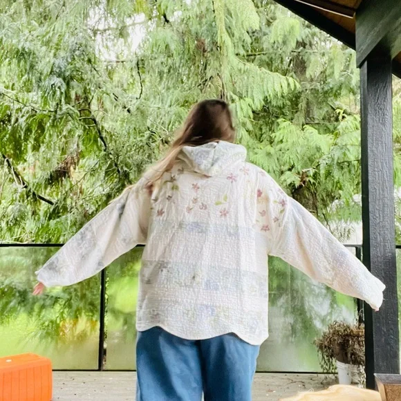 Handmade floral lightweight quilted hoodie OS - Picture 4 of 4